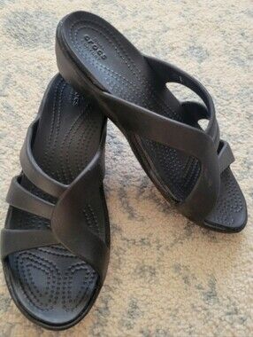 Crocs Wedge Sandals Size 8 W